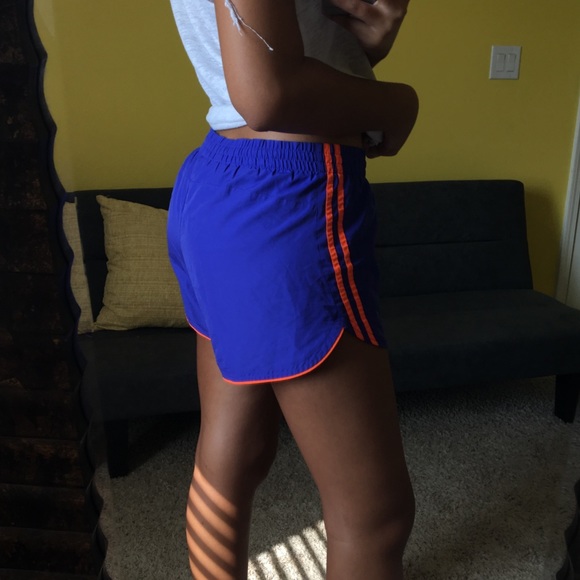 Athletic running shorts - Picture 5 of 6